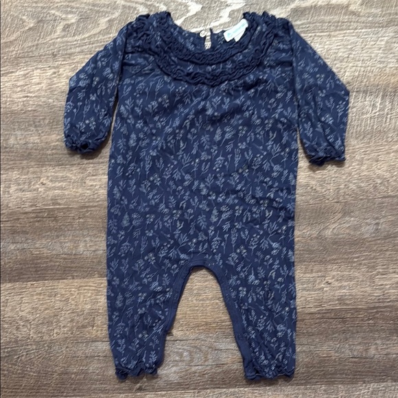 Feather Baby Other - Feather Baby 100% Pima Cotton Long Sleeve Ruffled Floral Romper in Midnight Blue